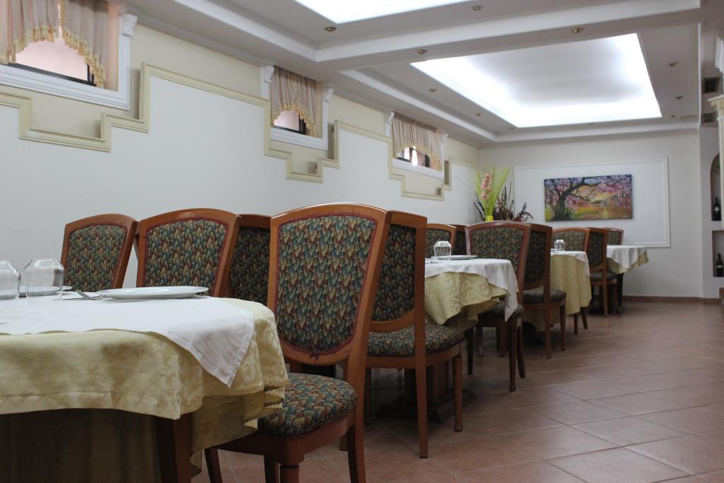 Hotel Lido Durres Exterior photo